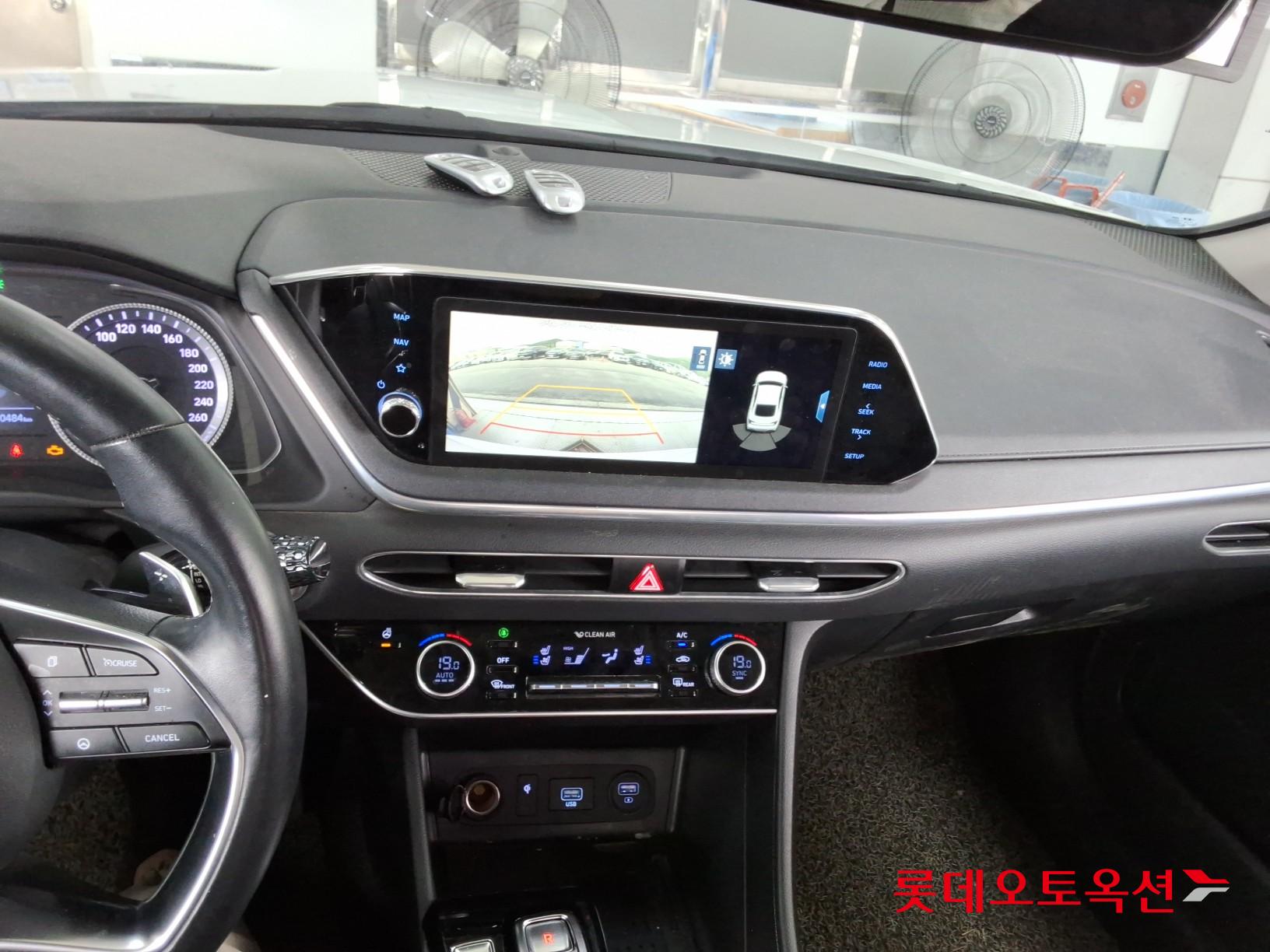 2020 - hyundai sonata