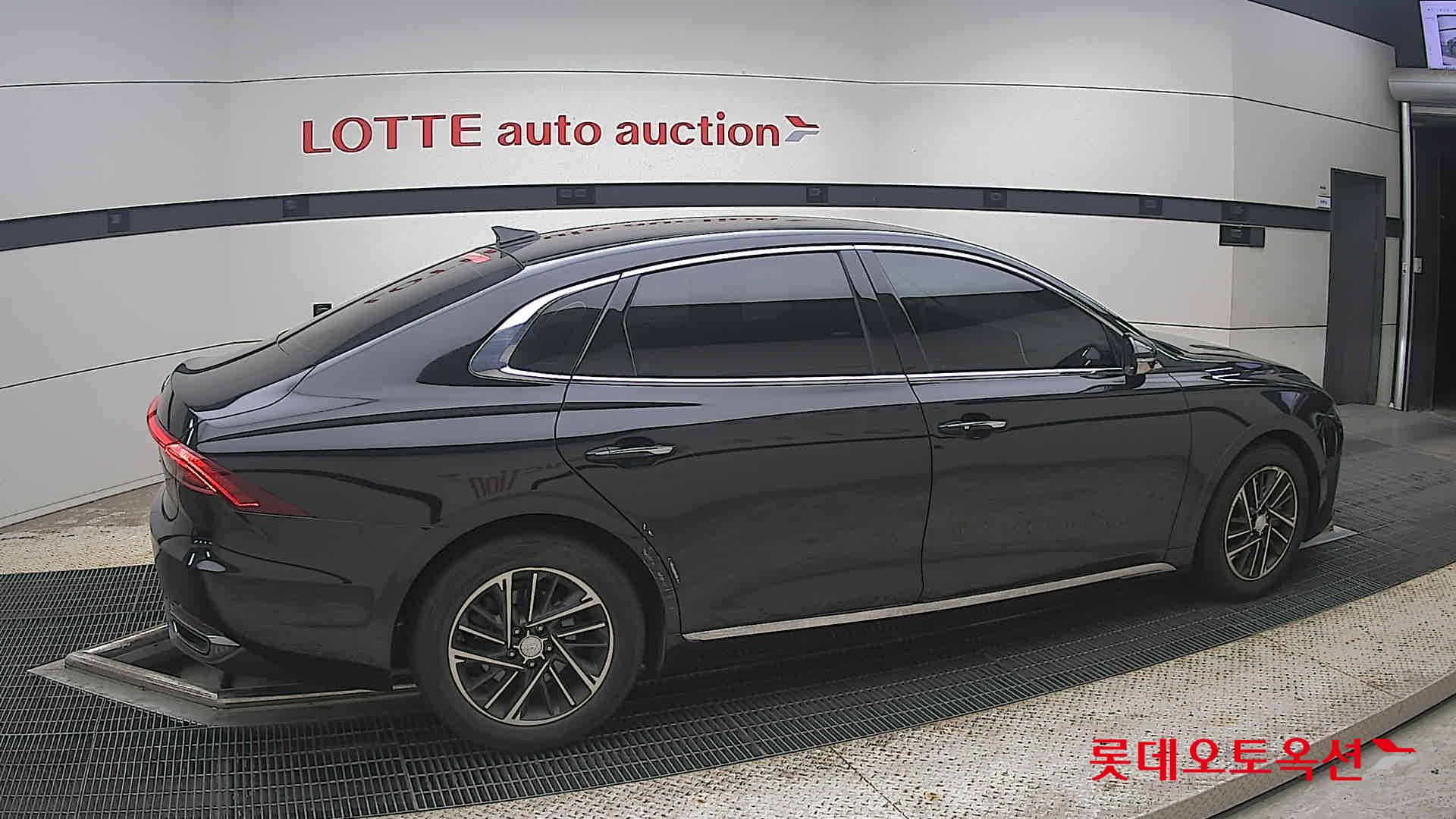 2021 - hyundai grandeur