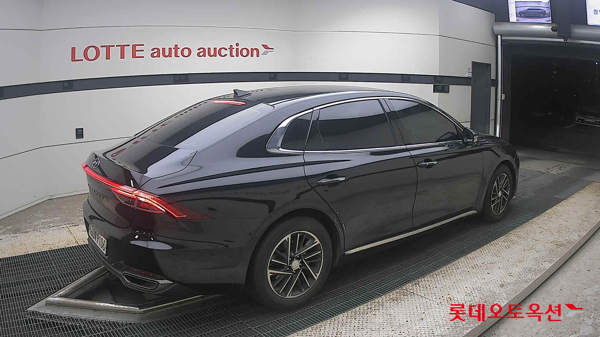 2021 - hyundai grandeur