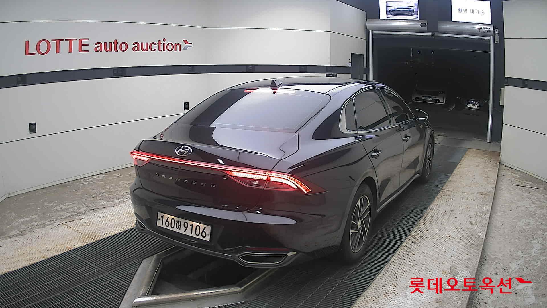 2021 - hyundai grandeur