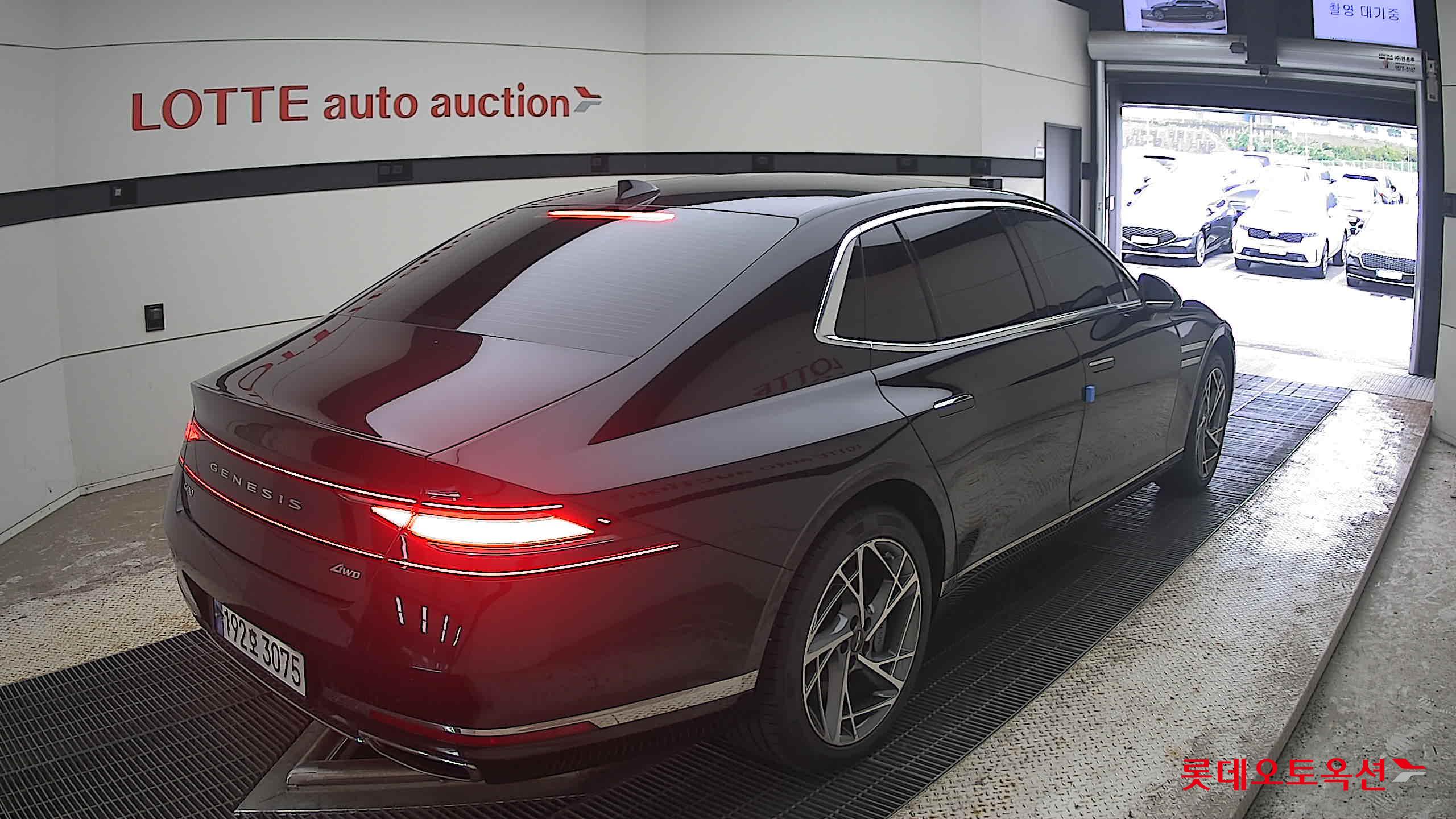 2022 - genesis g90