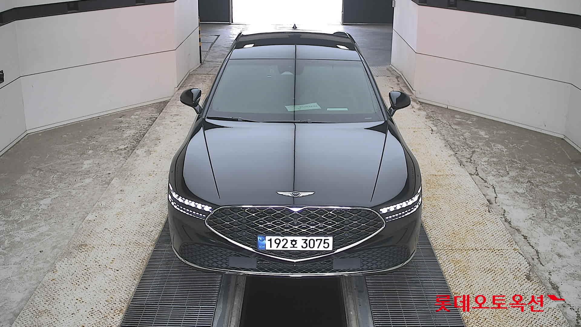 GENESIS G90 (G)