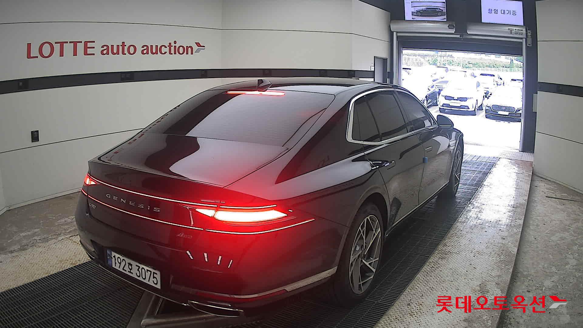 2022 - genesis g90