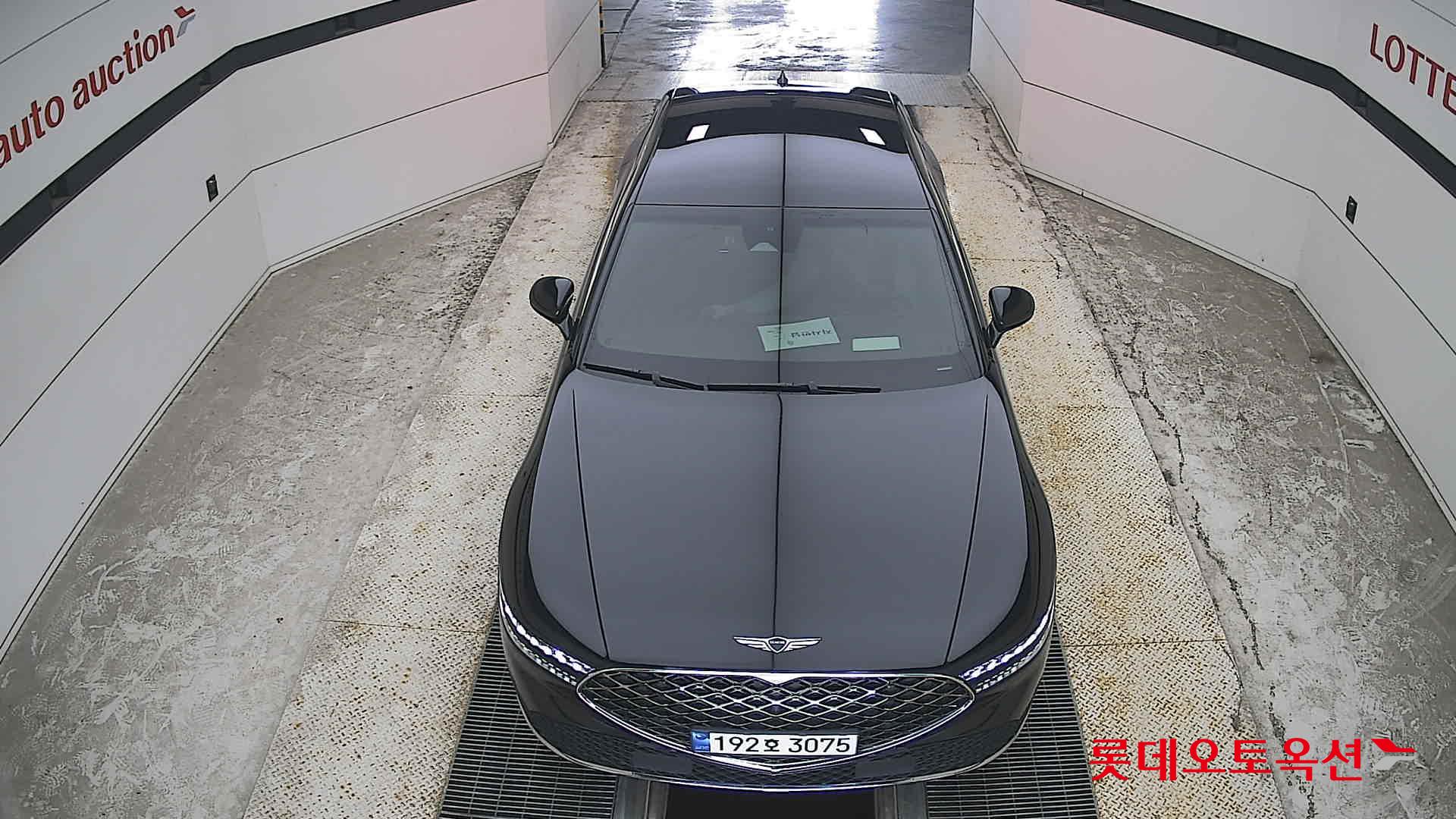 2022 - genesis g90