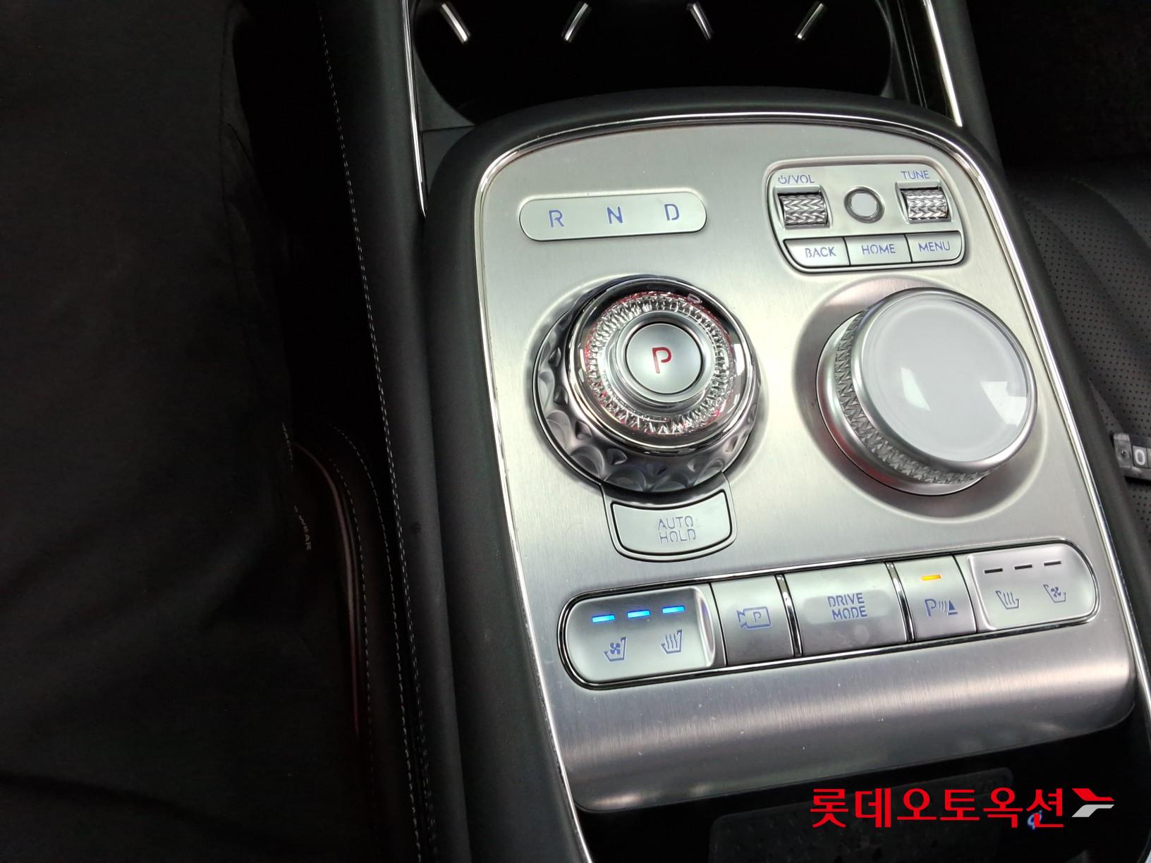 2022 - genesis g90