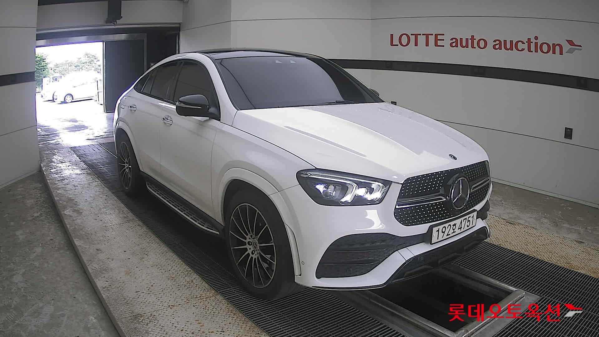2022 - mercedes-benz gle 400d