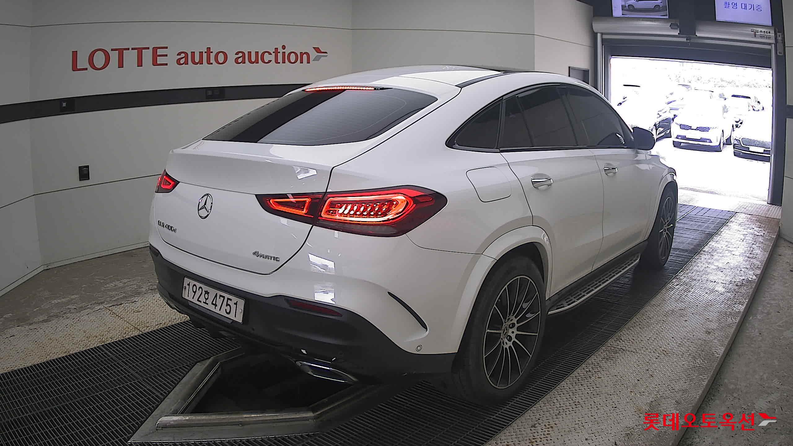 2022 - mercedes-benz gle 400d