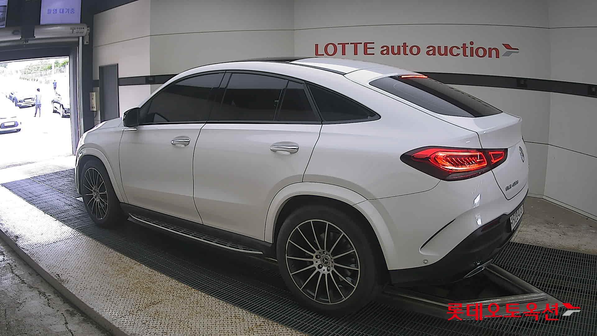2022 - mercedes-benz gle 400d