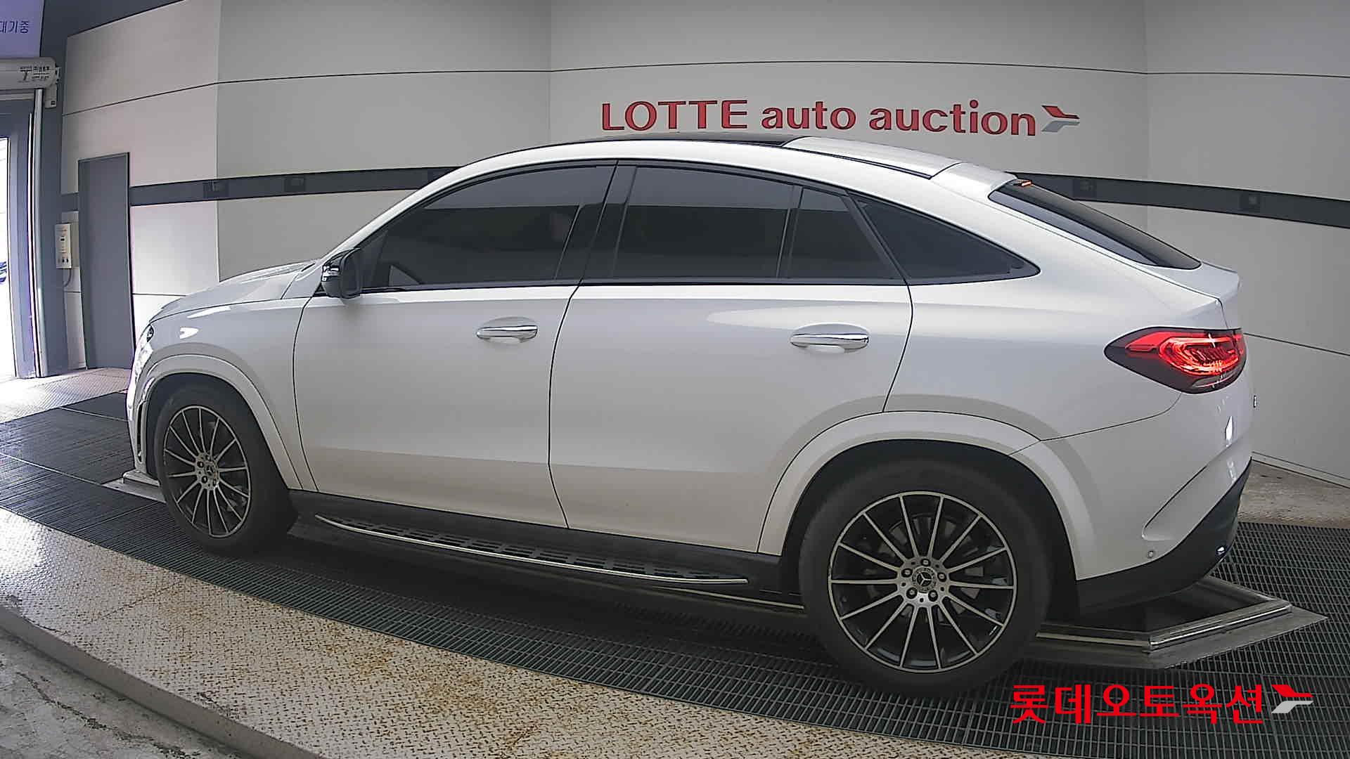 2022 - mercedes-benz gle 400d