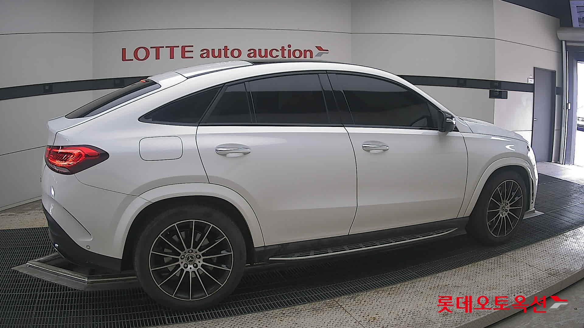 2022 - mercedes-benz gle 400d