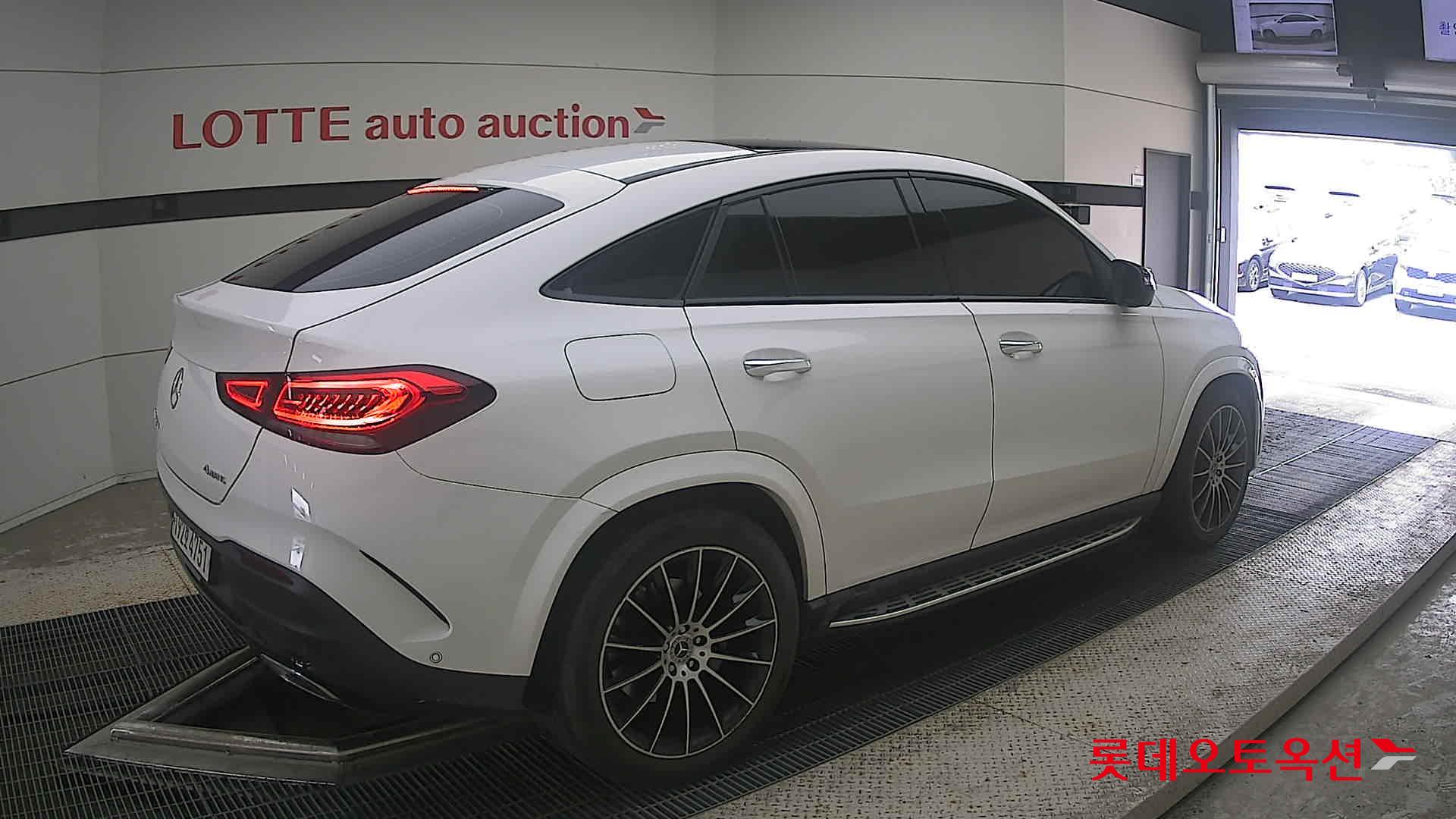 2022 - mercedes-benz gle 400d
