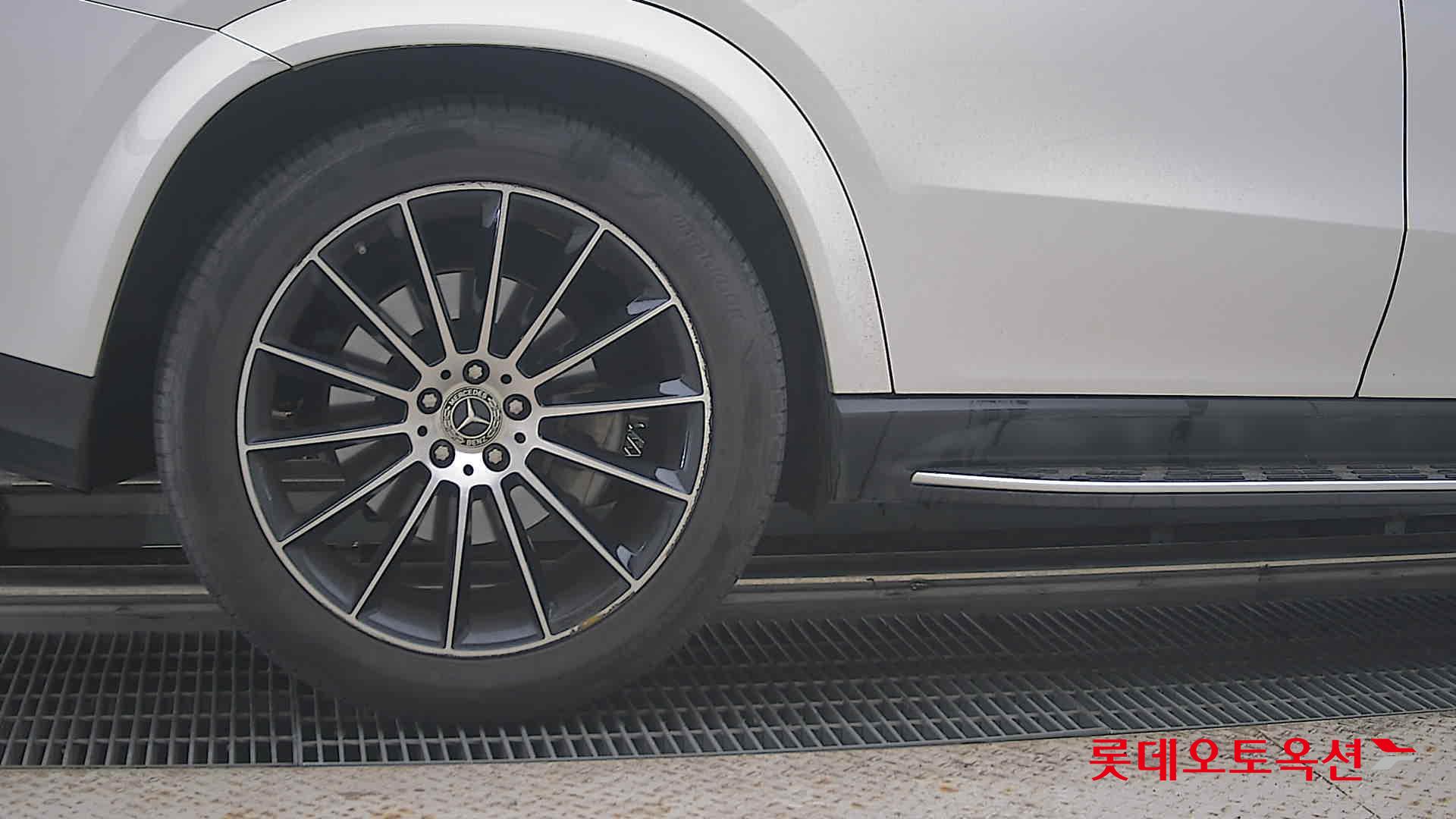 2022 - mercedes-benz gle 400d
