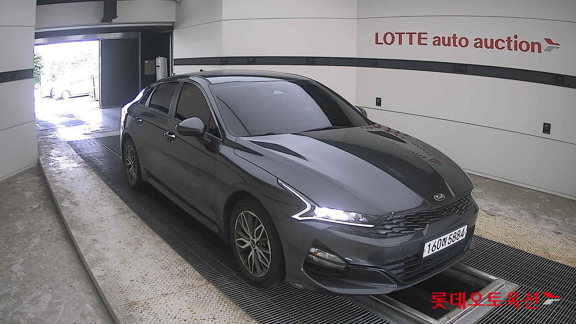2021 - kia k5