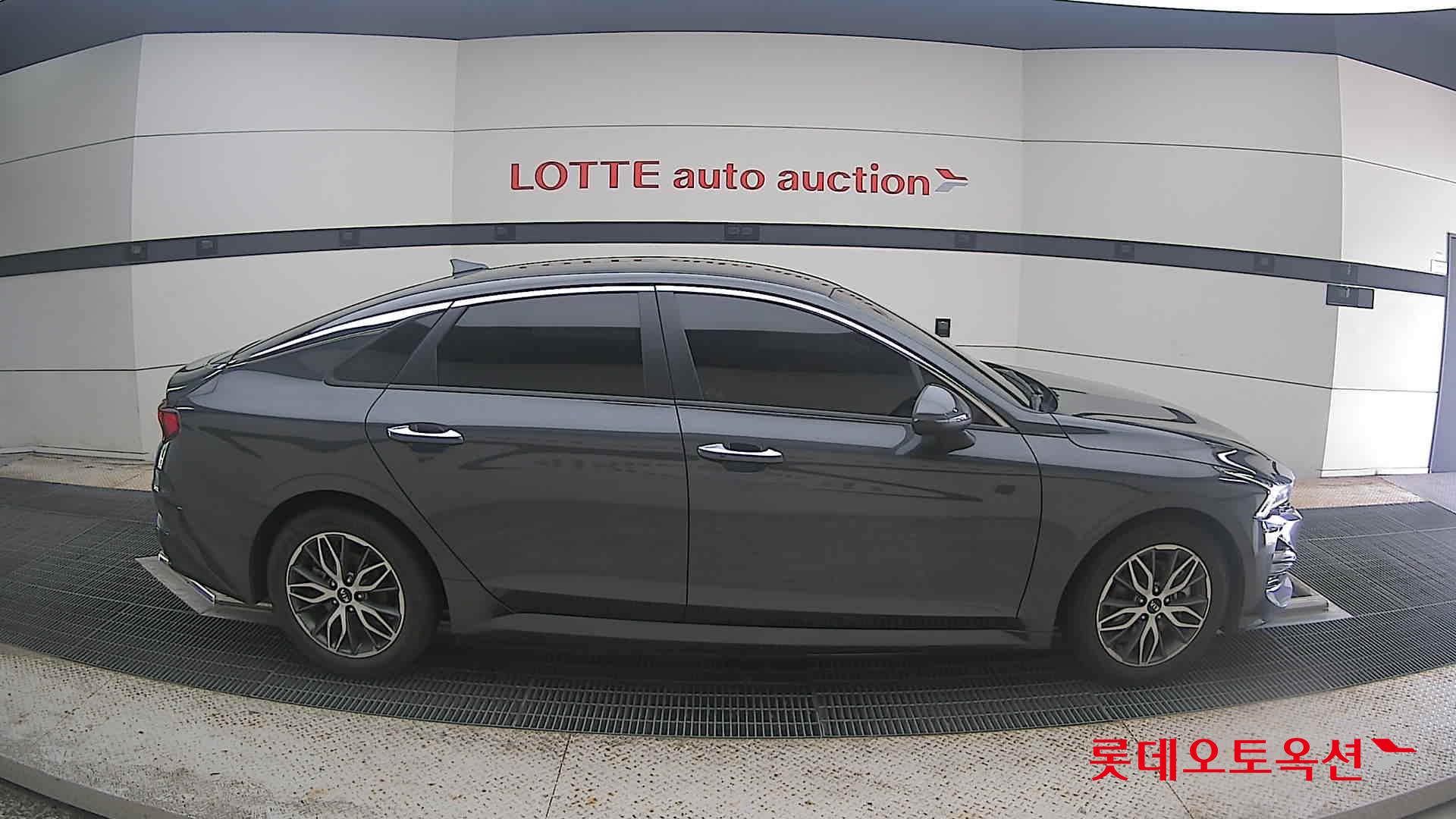 2021 - kia k5