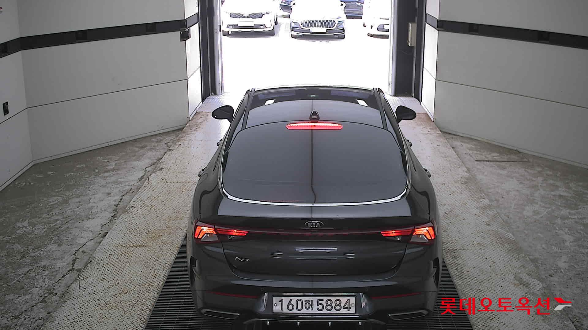 2021 - kia k5