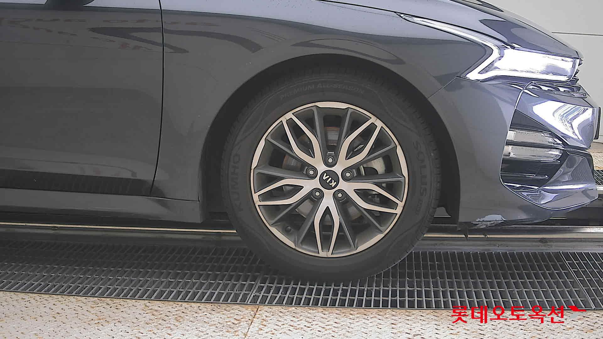 2021 - kia k5