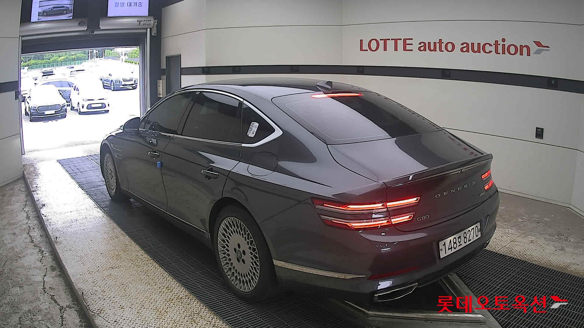 2021 - genesis g80