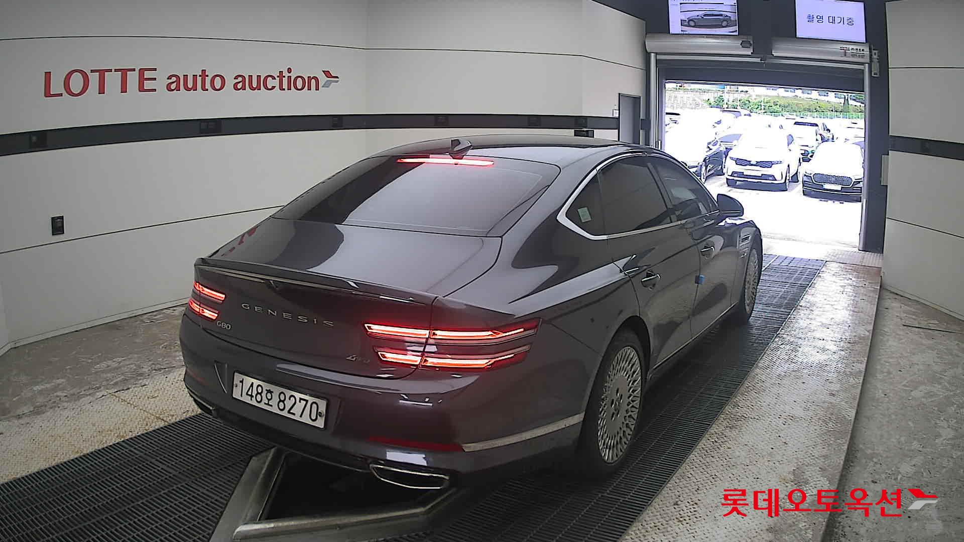 2021 - genesis g80