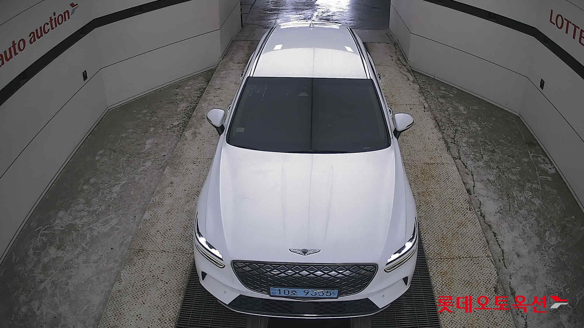 2022 - genesis gv70