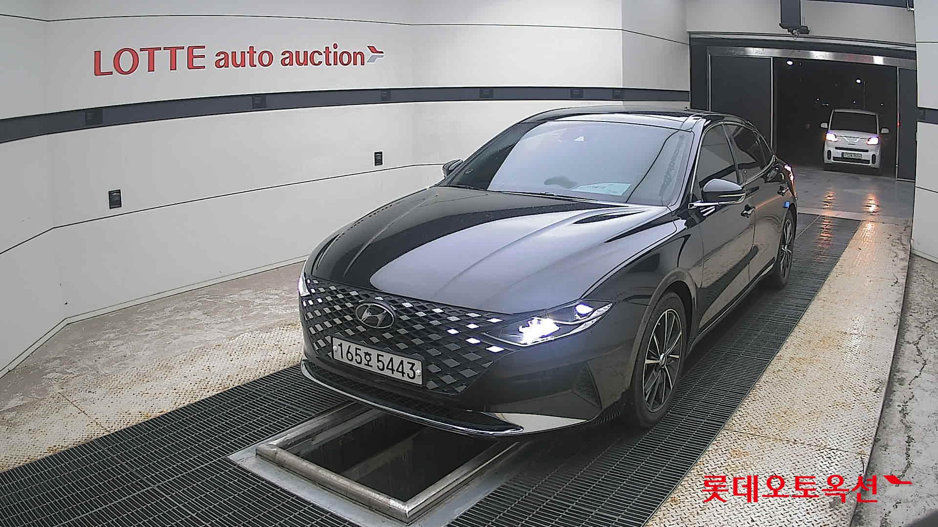 2022 - hyundai grandeur