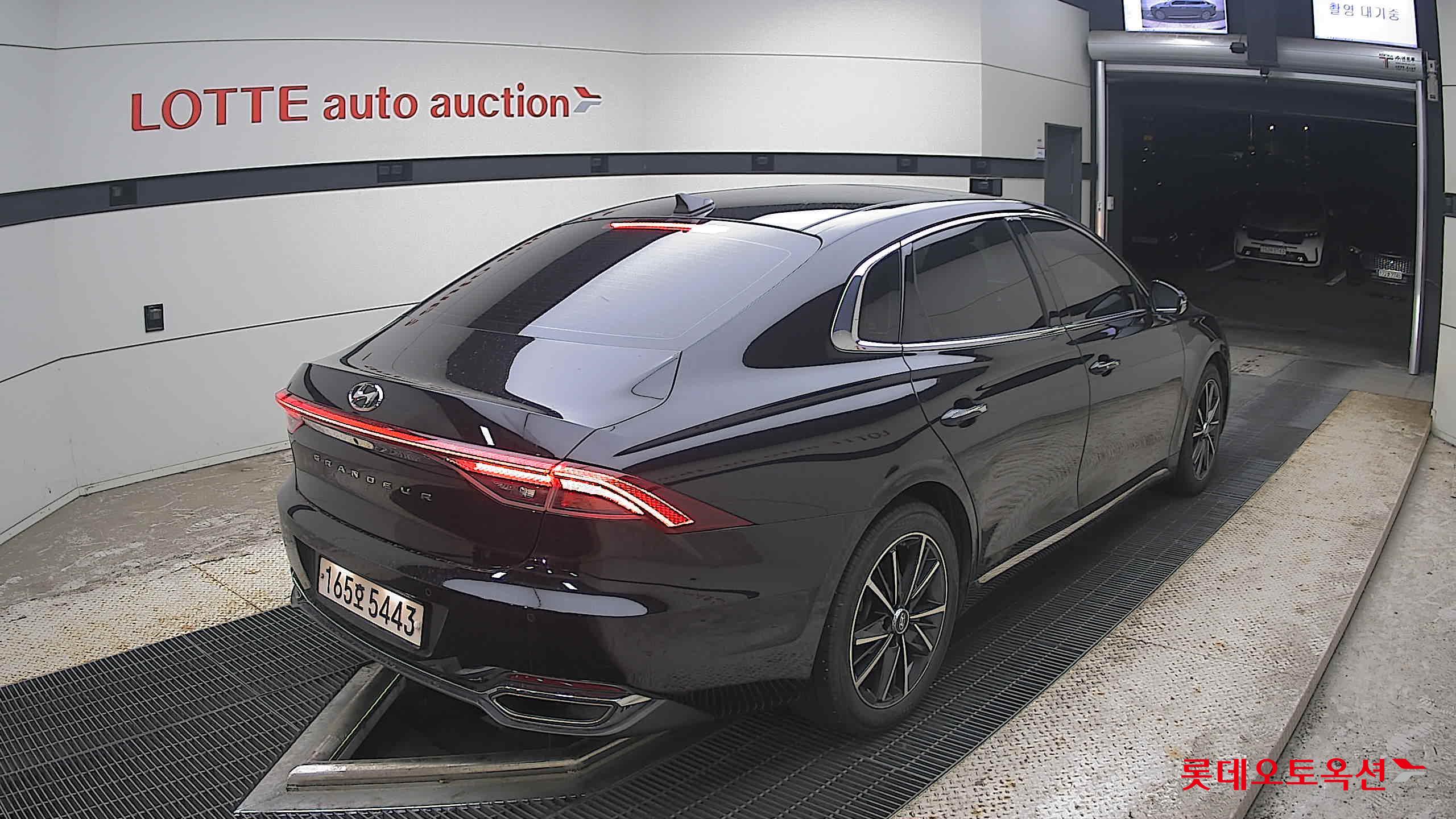 2022 - hyundai grandeur