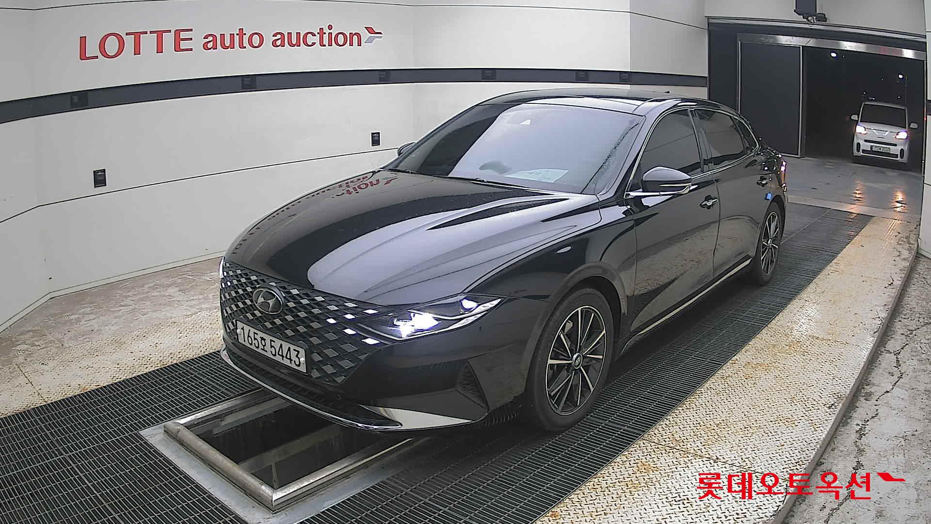 2022 - hyundai grandeur