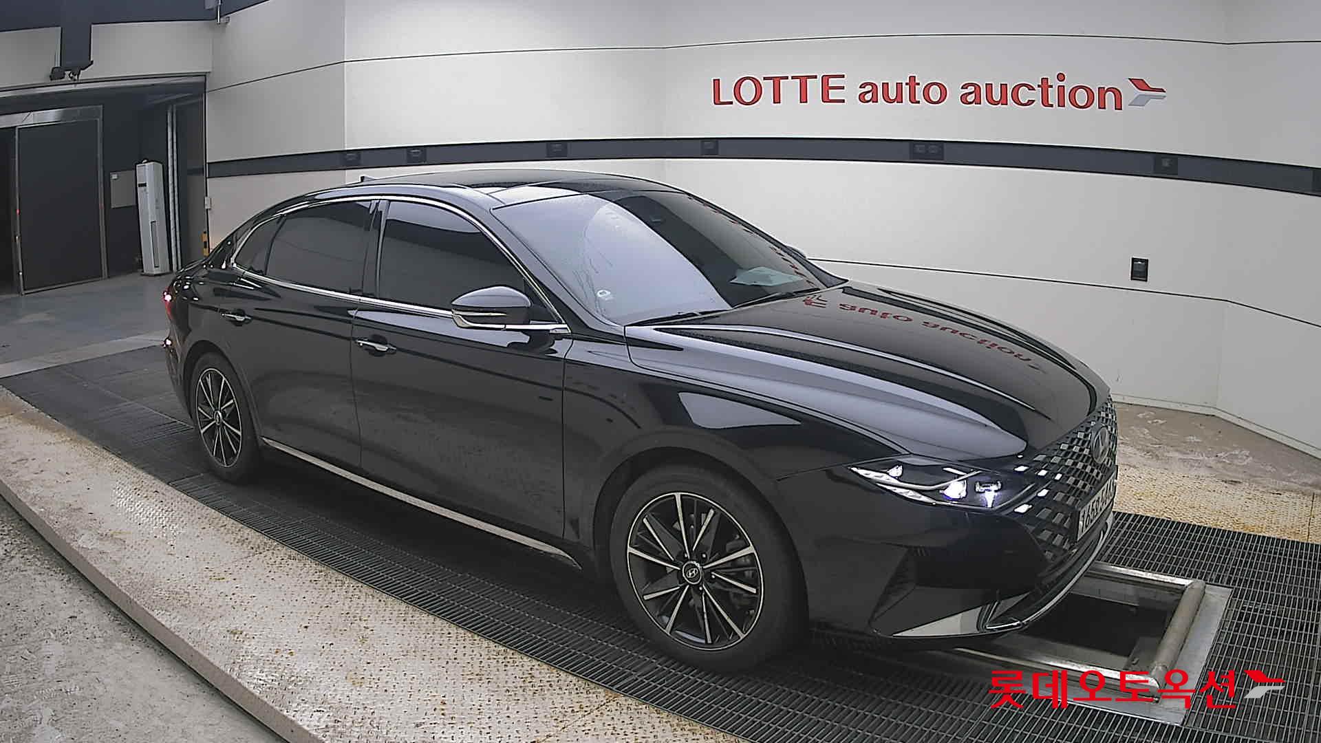 2022 - hyundai grandeur