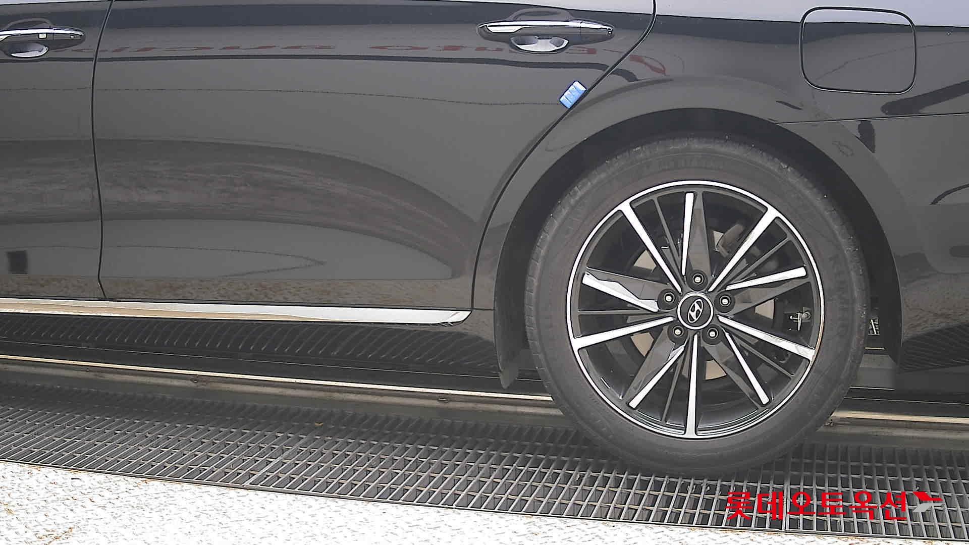 2022 - hyundai grandeur