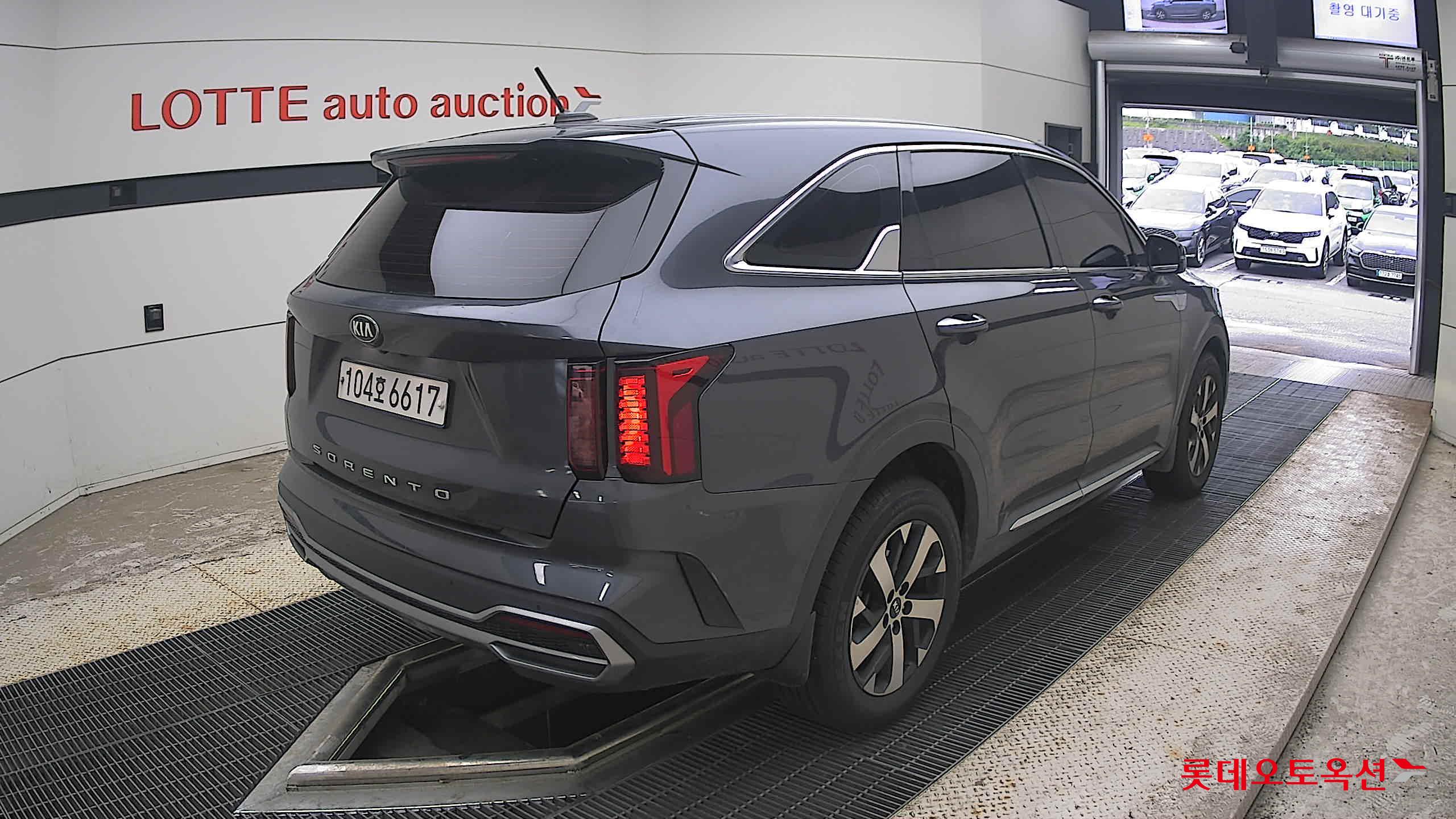 2021 - kia sorento