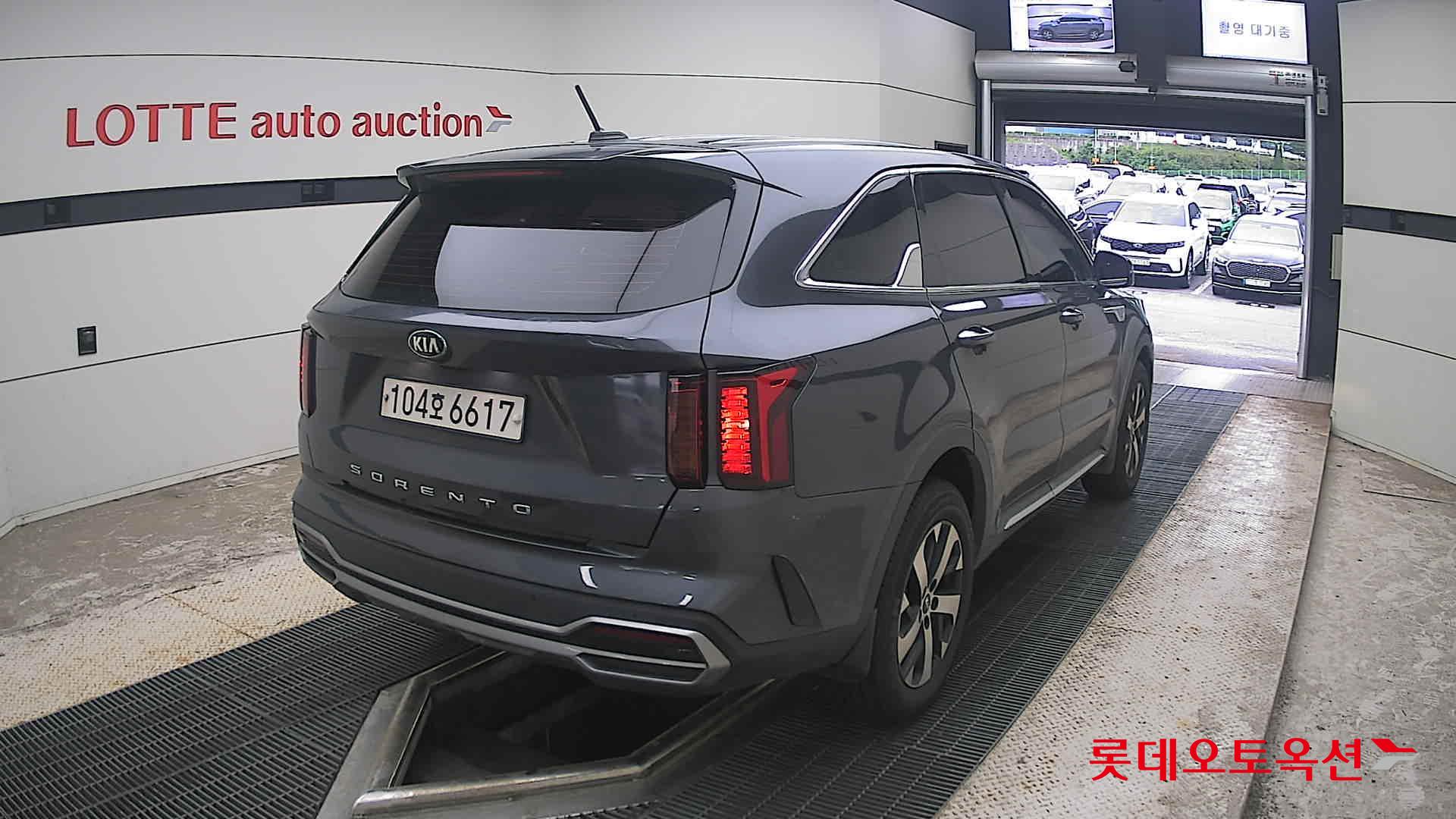 2021 - kia sorento