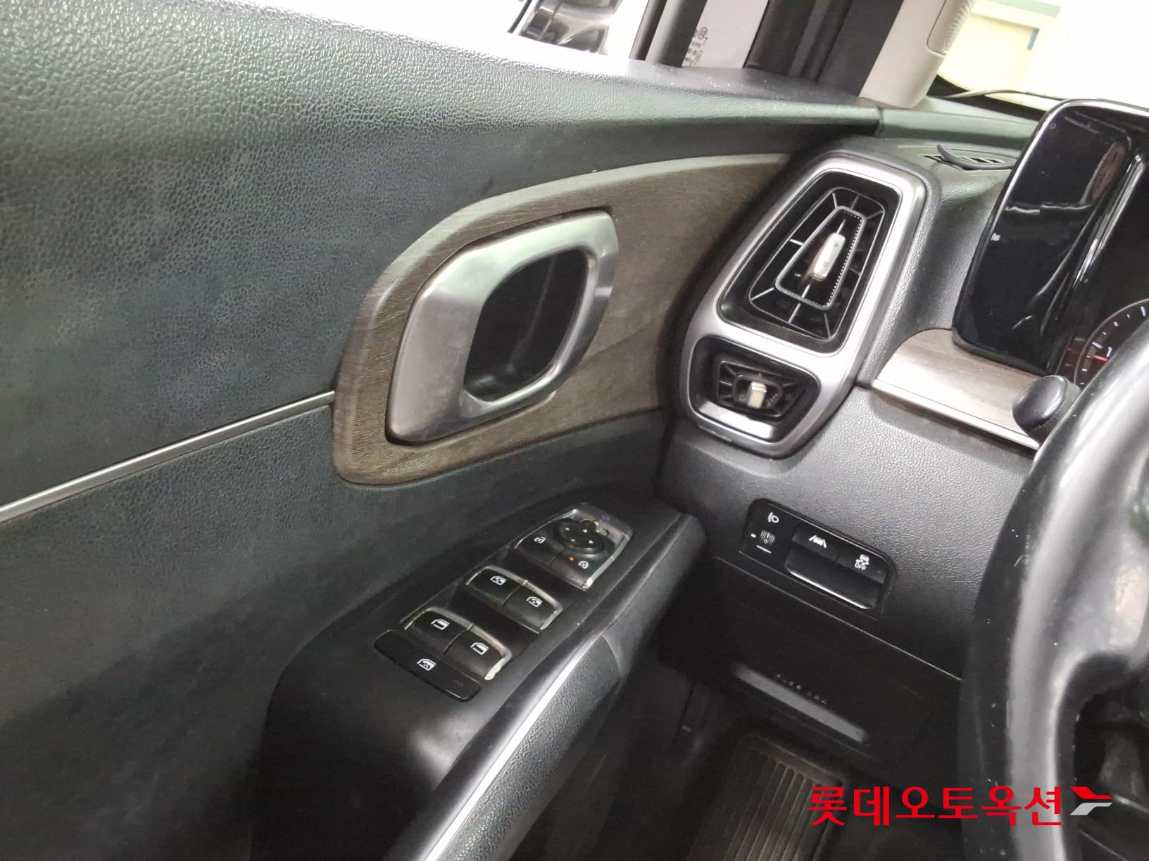 2021 - kia sorento