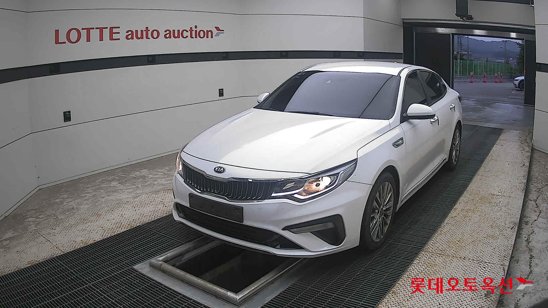 2020 - kia k5