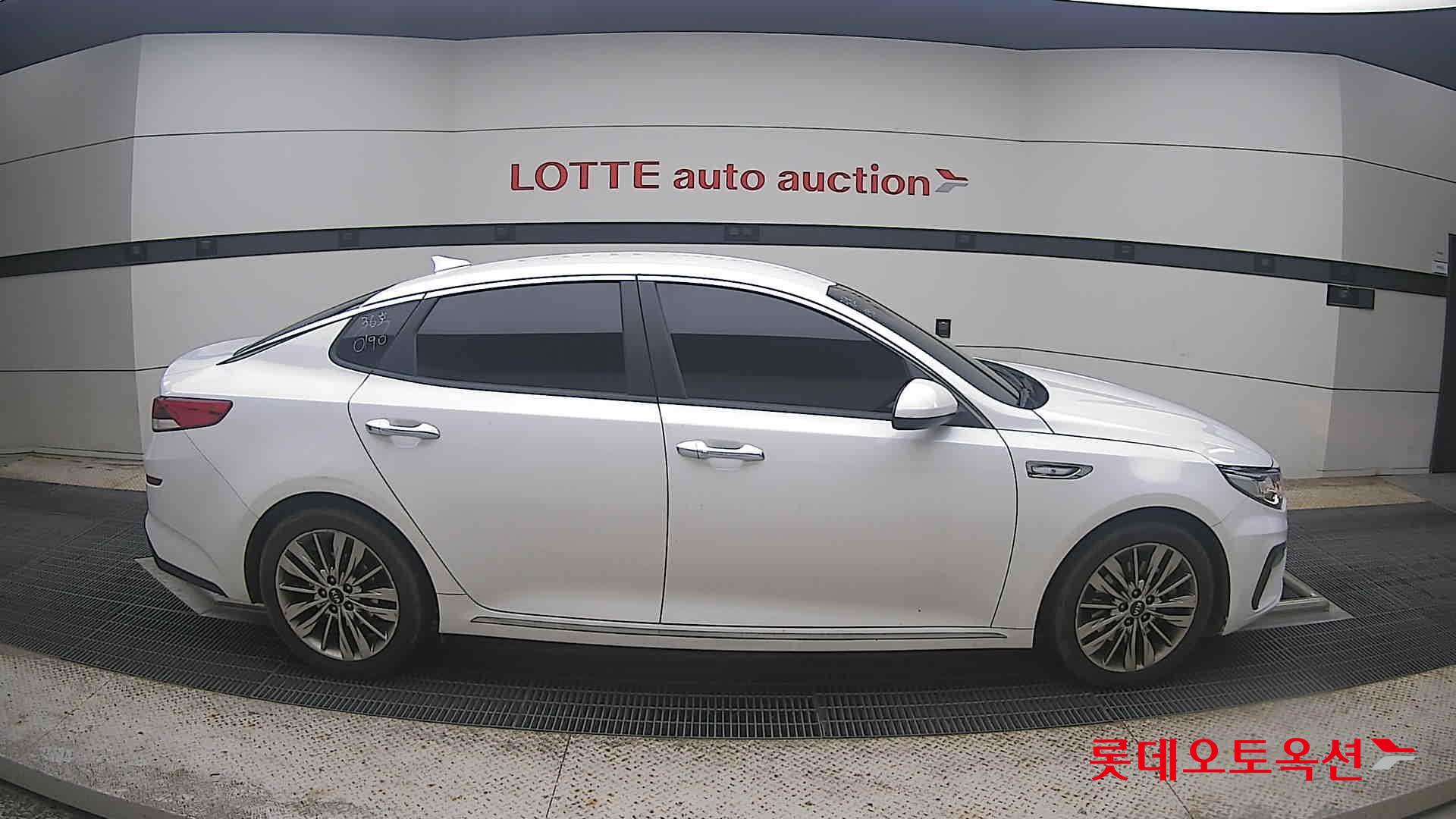 2020 - kia k5
