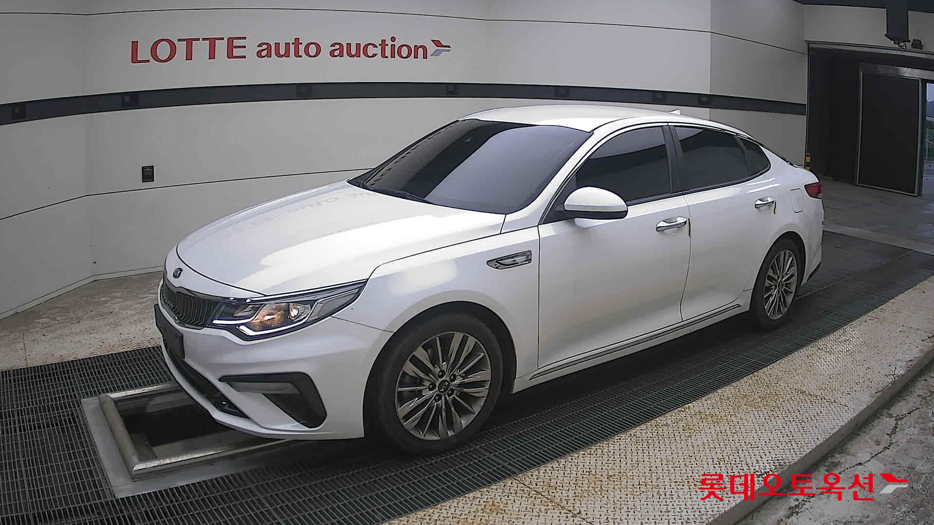 2020 - kia k5