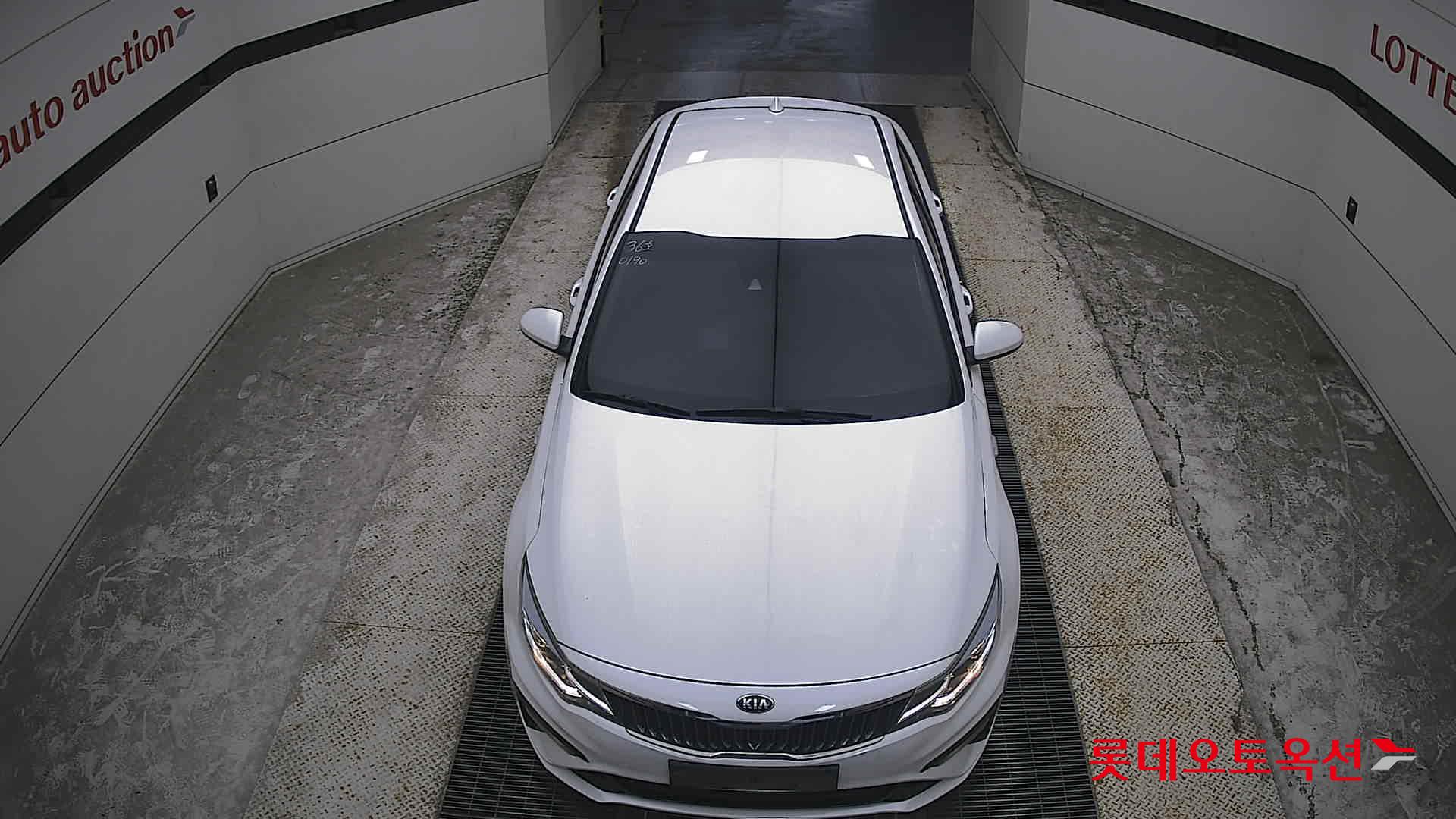 2020 - kia k5