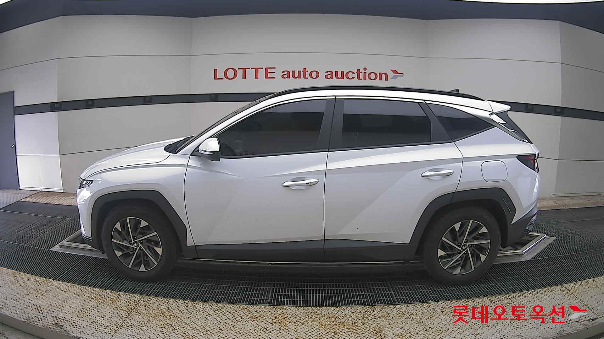 2022 - hyundai tucson