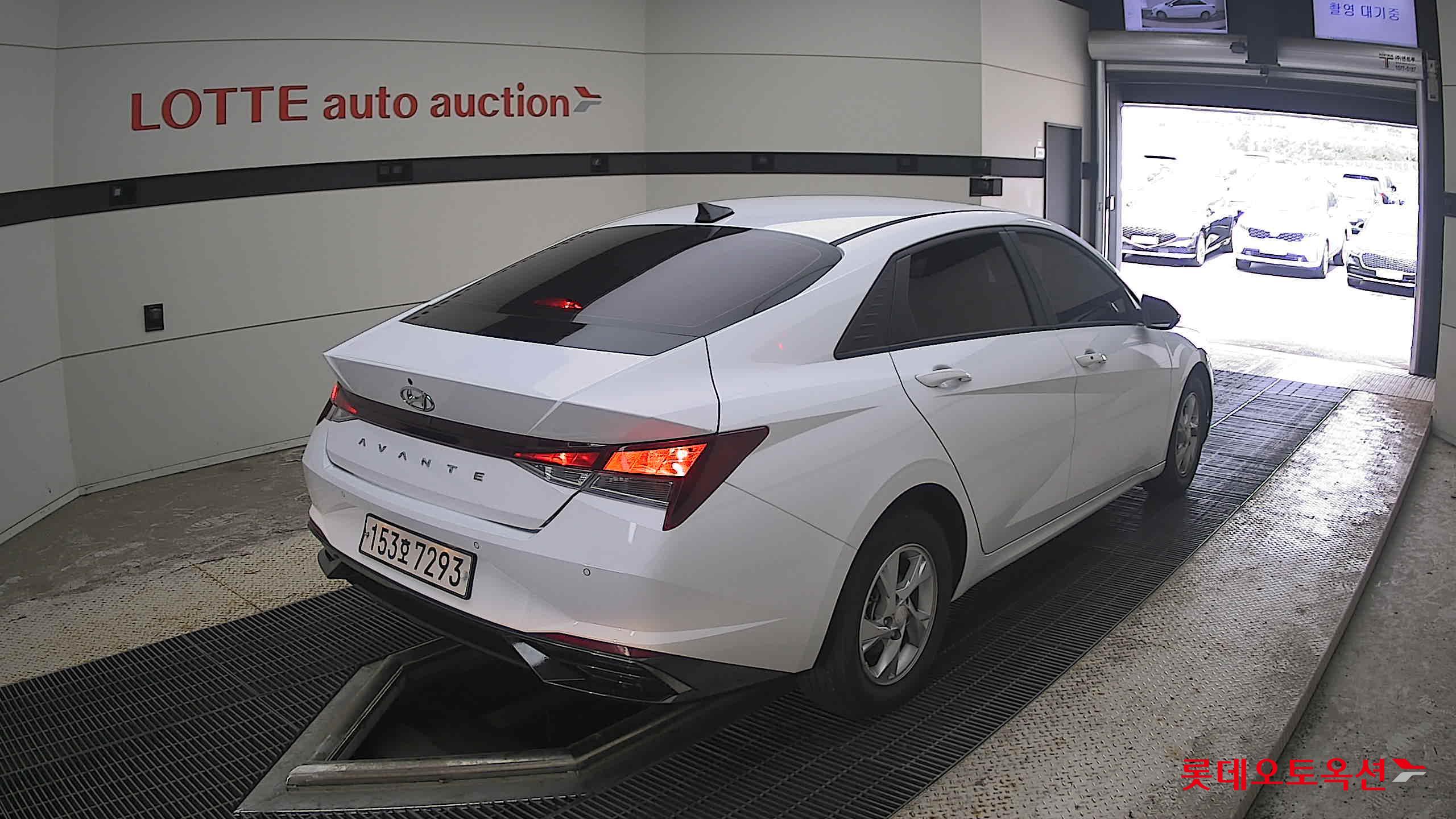 2021 - hyundai avante