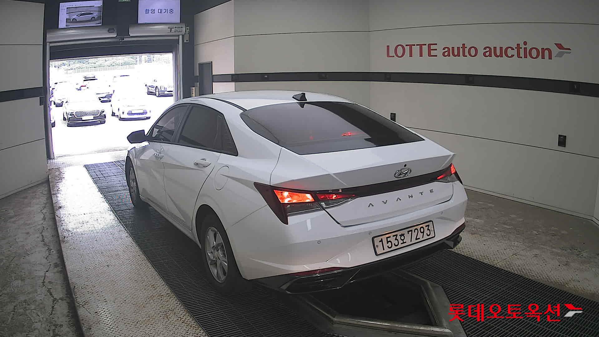 2021 - hyundai avante