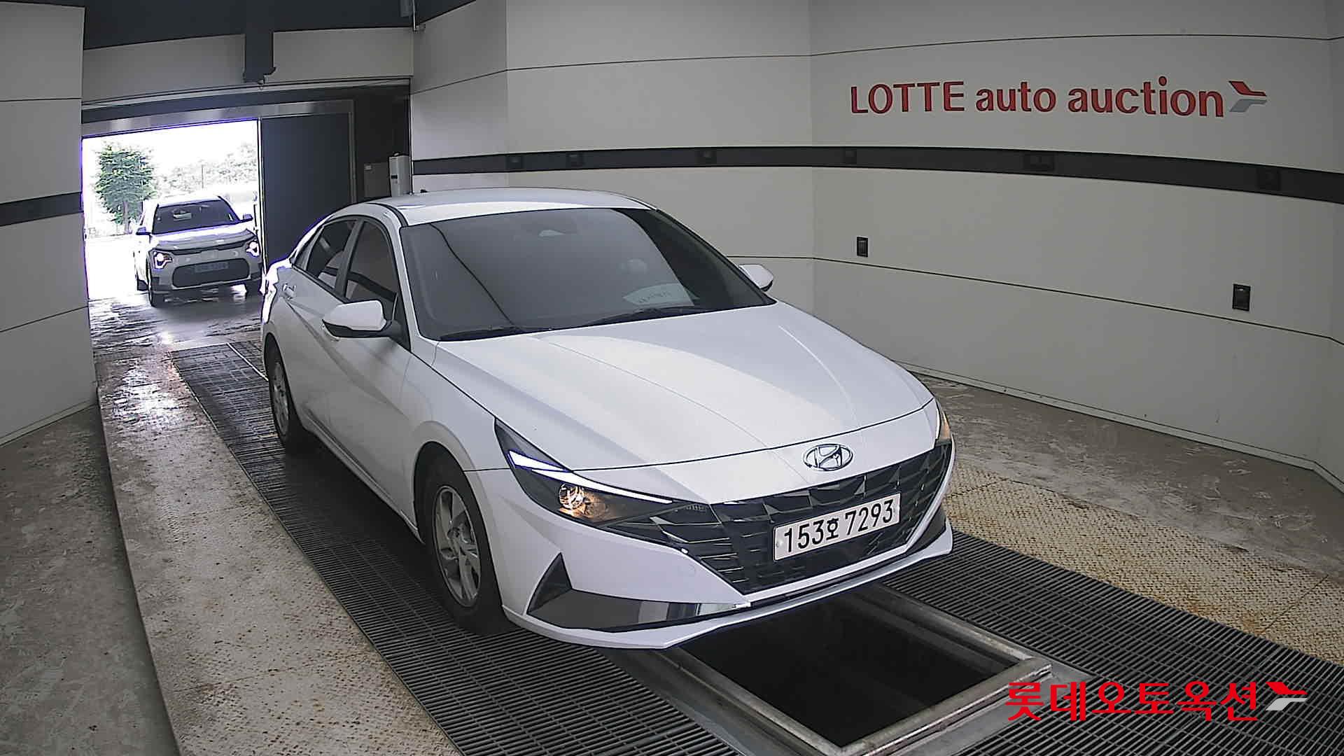 2021 - hyundai avante