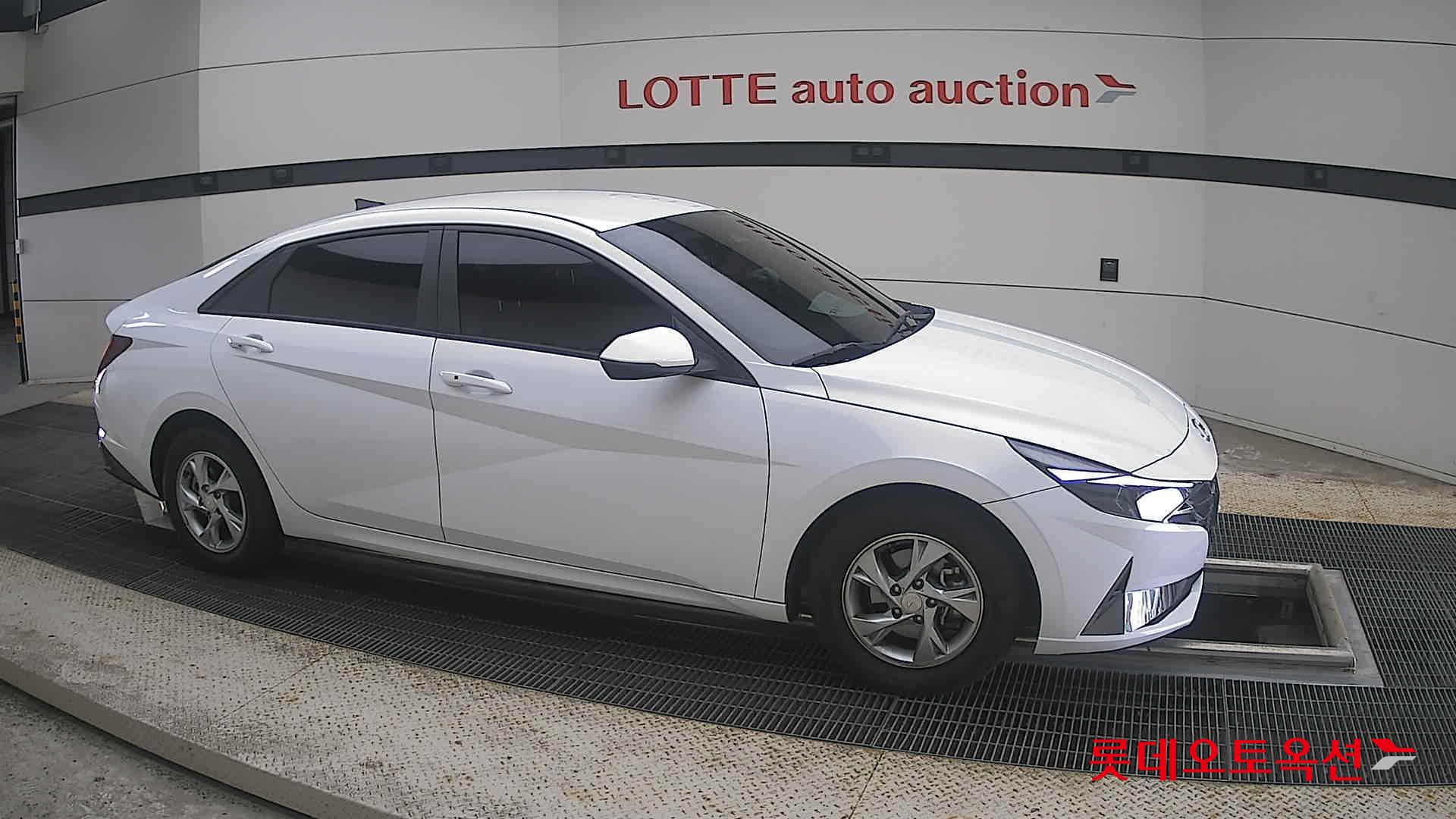 2021 - hyundai avante