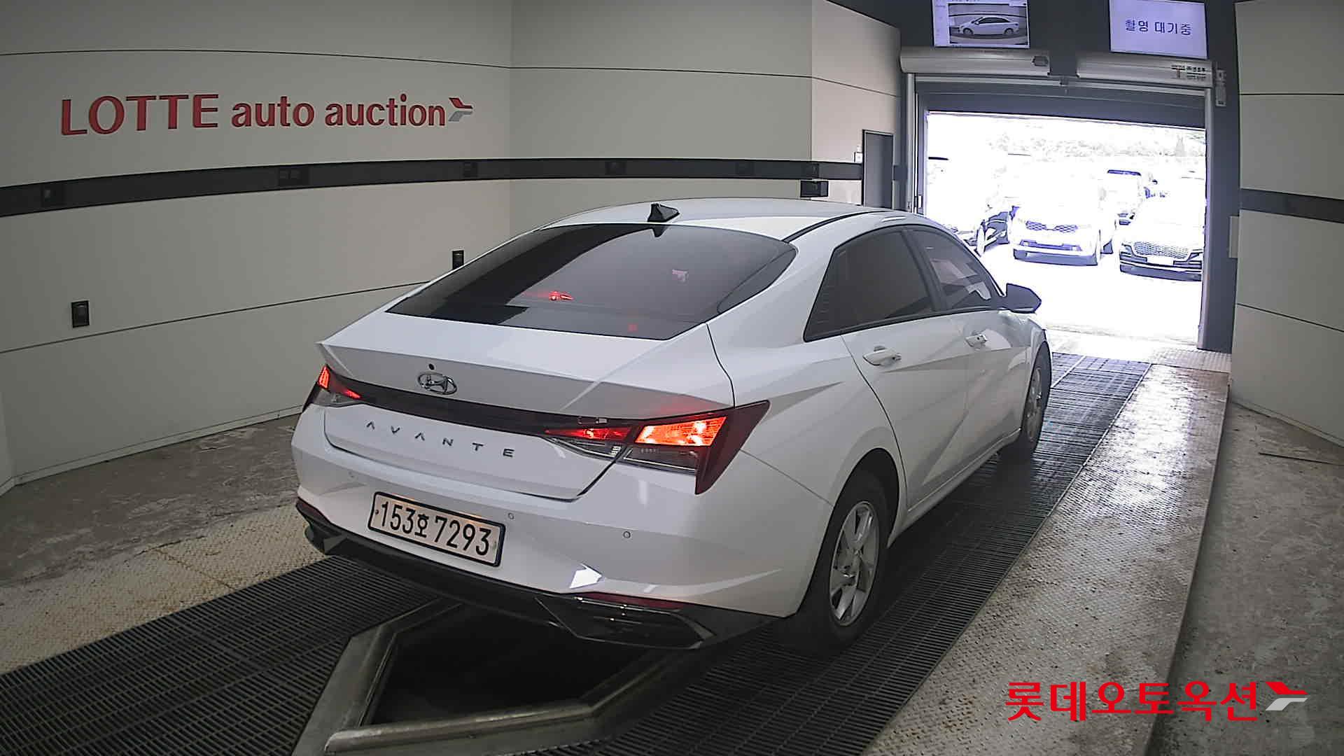2021 - hyundai avante