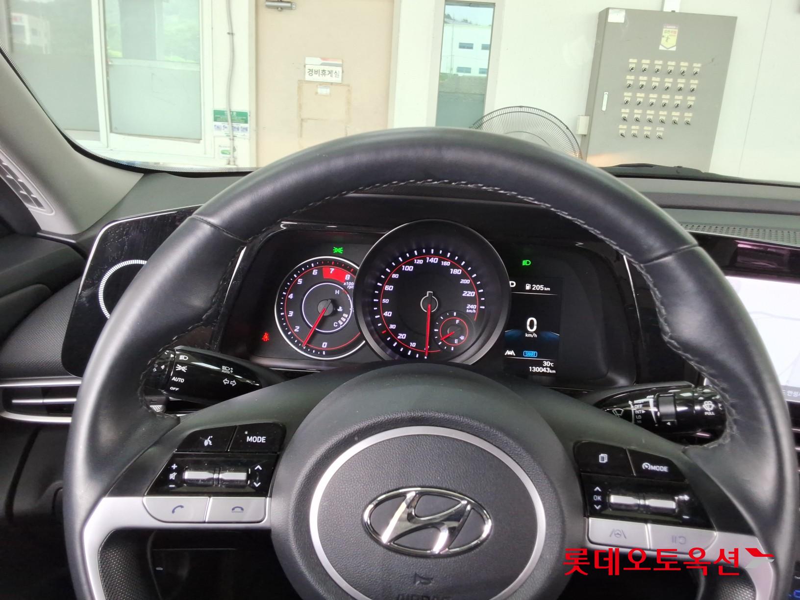 2021 - hyundai avante
