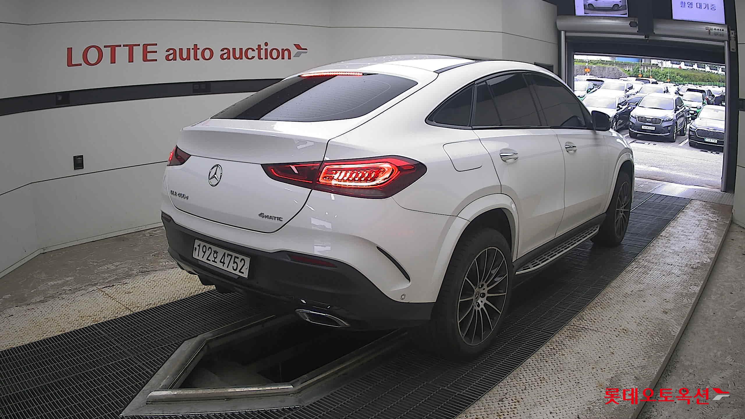 2022 - mercedes-benz gle 400d