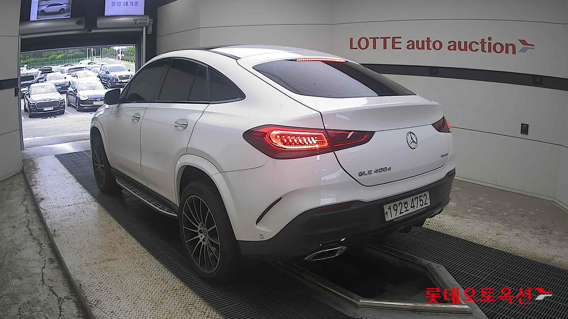 2022 - mercedes-benz gle 400d