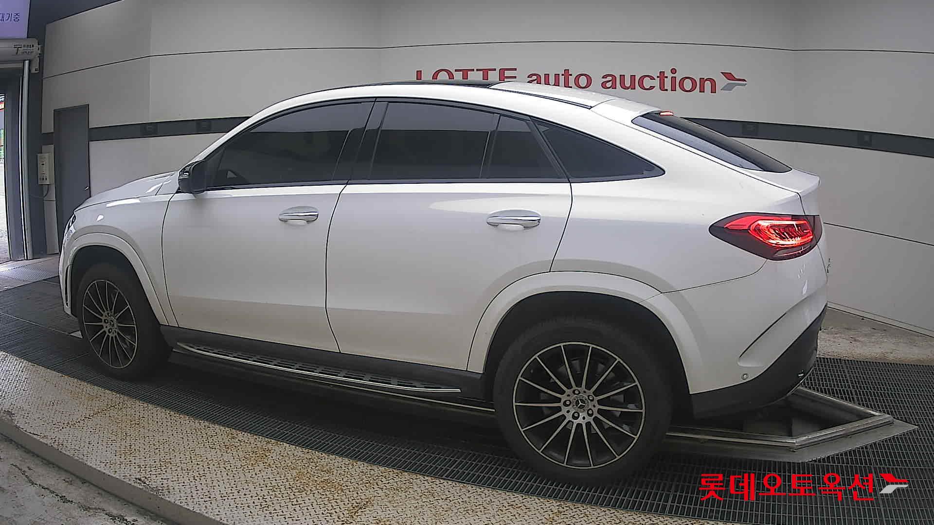2022 - mercedes-benz gle 400d