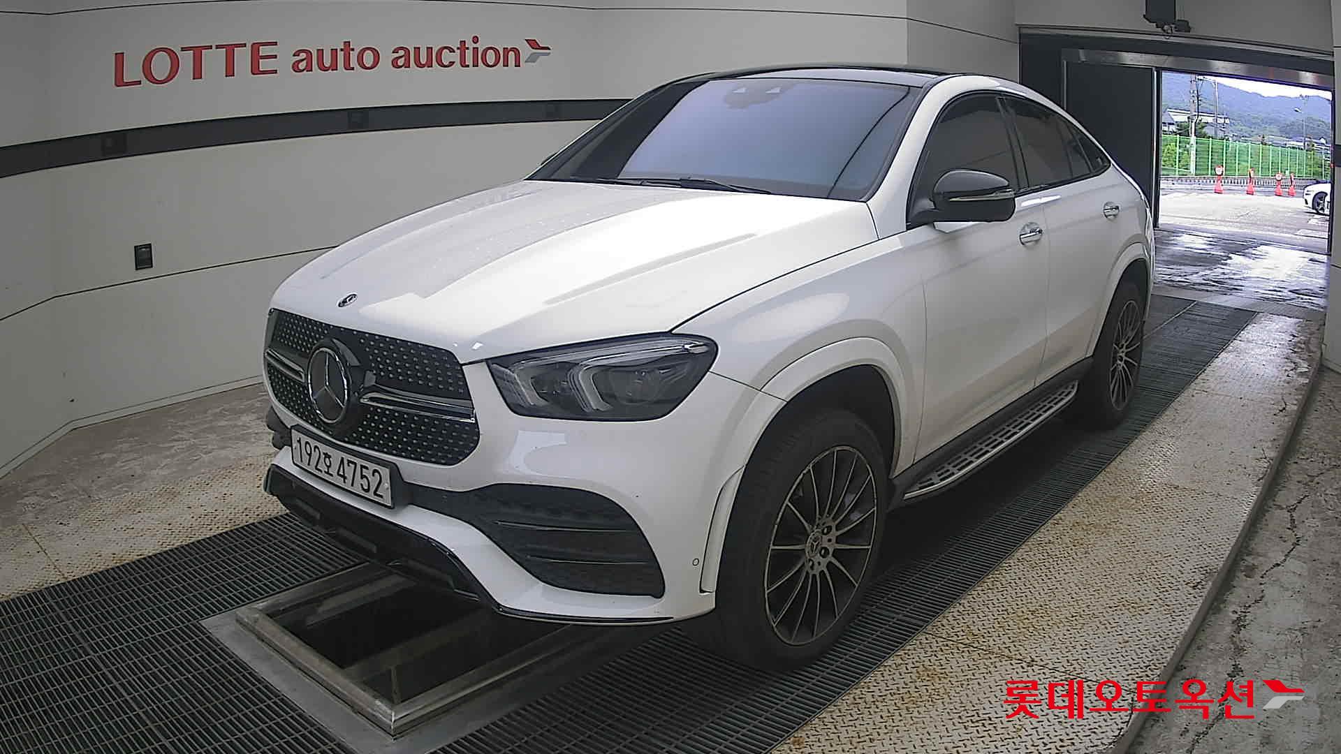2022 - mercedes-benz gle 400d