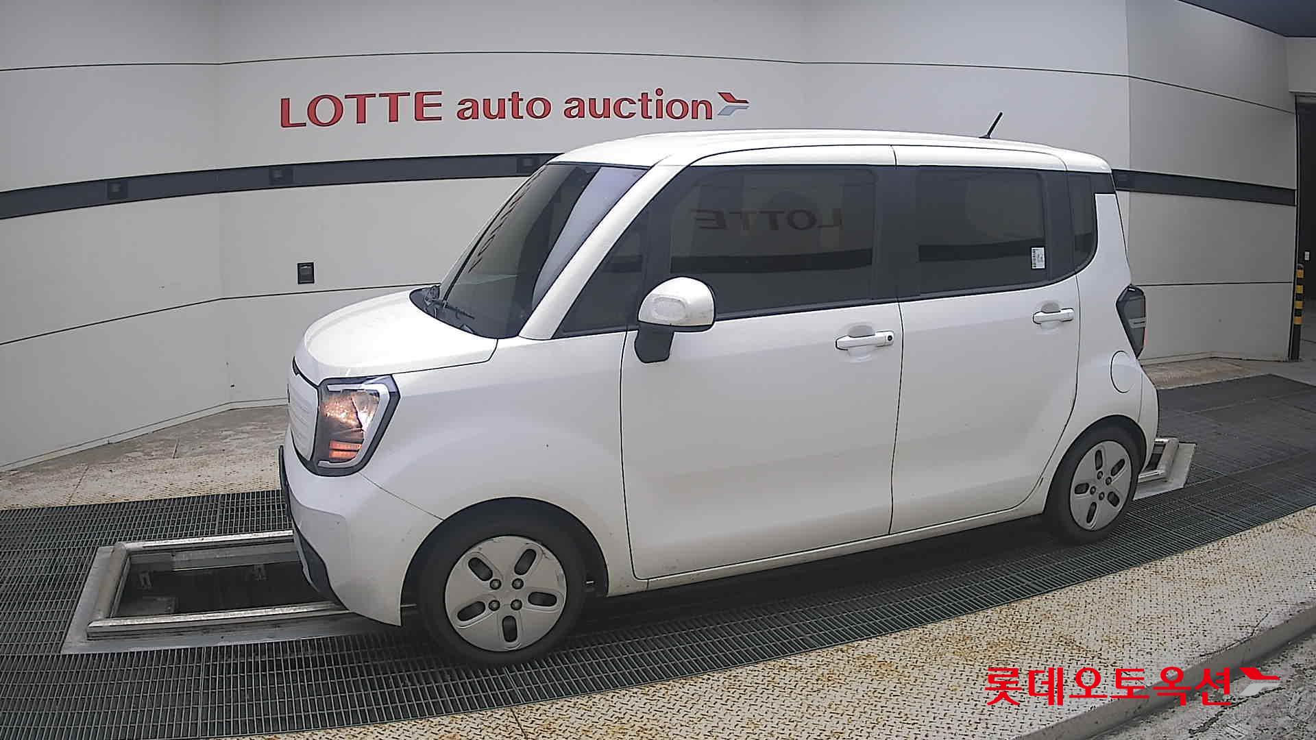 2023 - kia ray