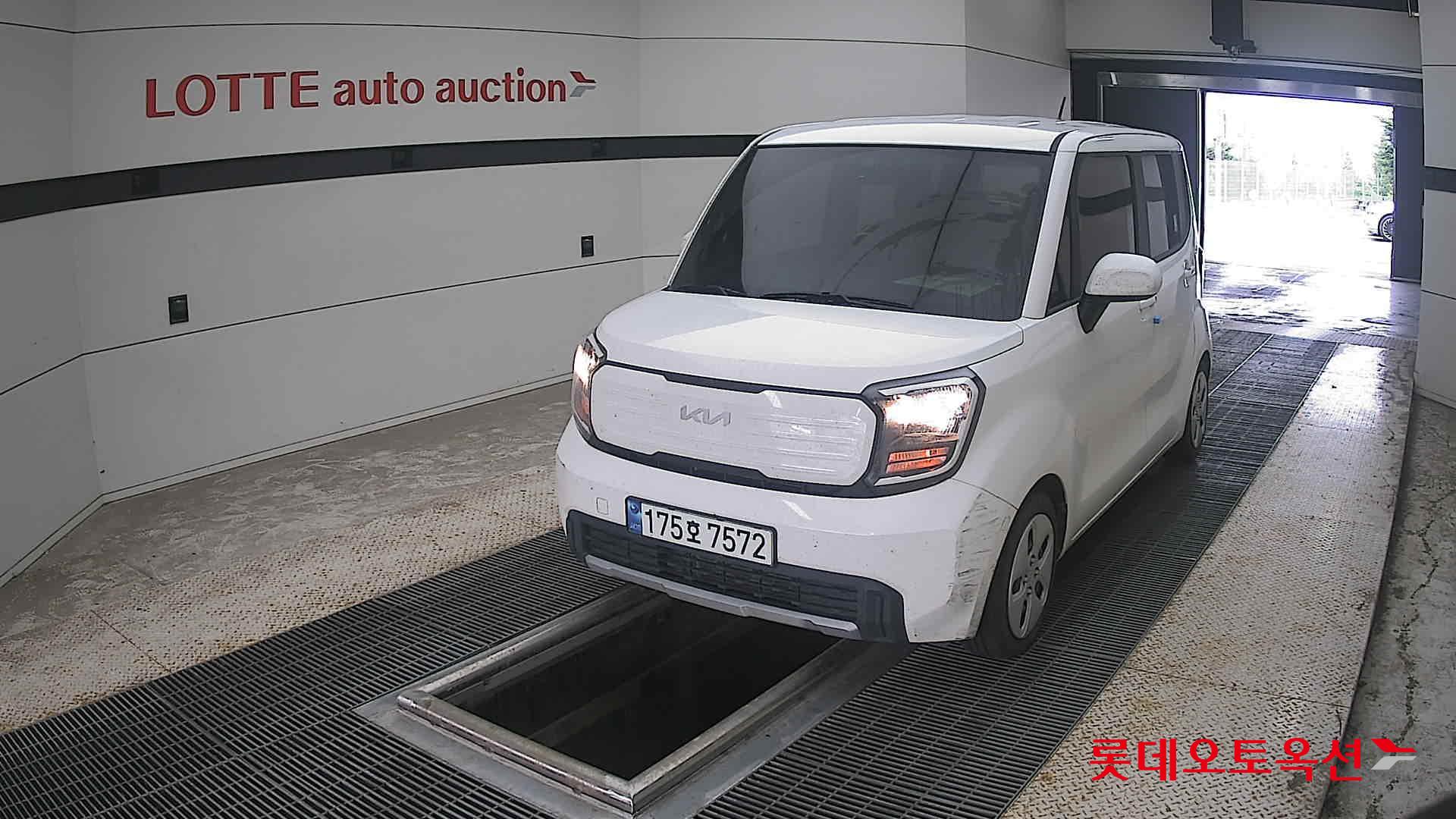 2023 - kia ray