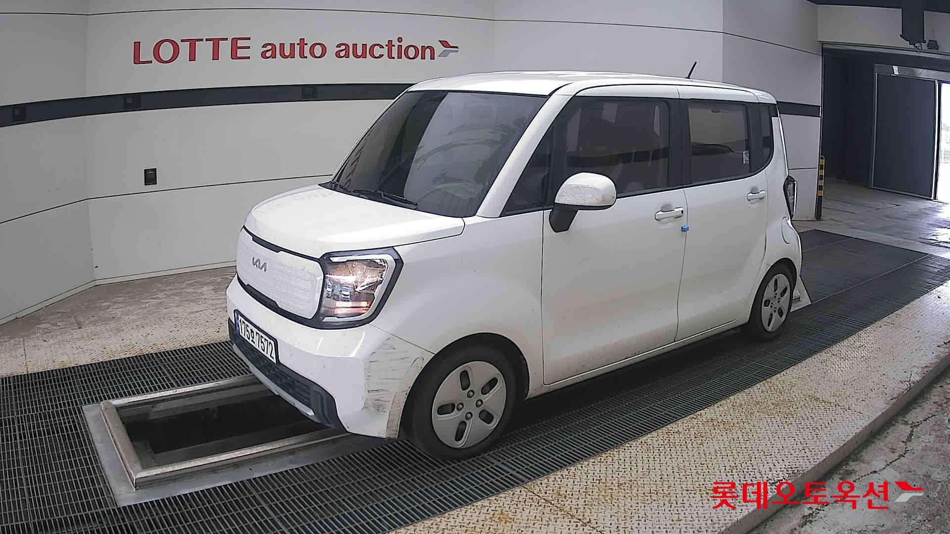 2023 - kia ray