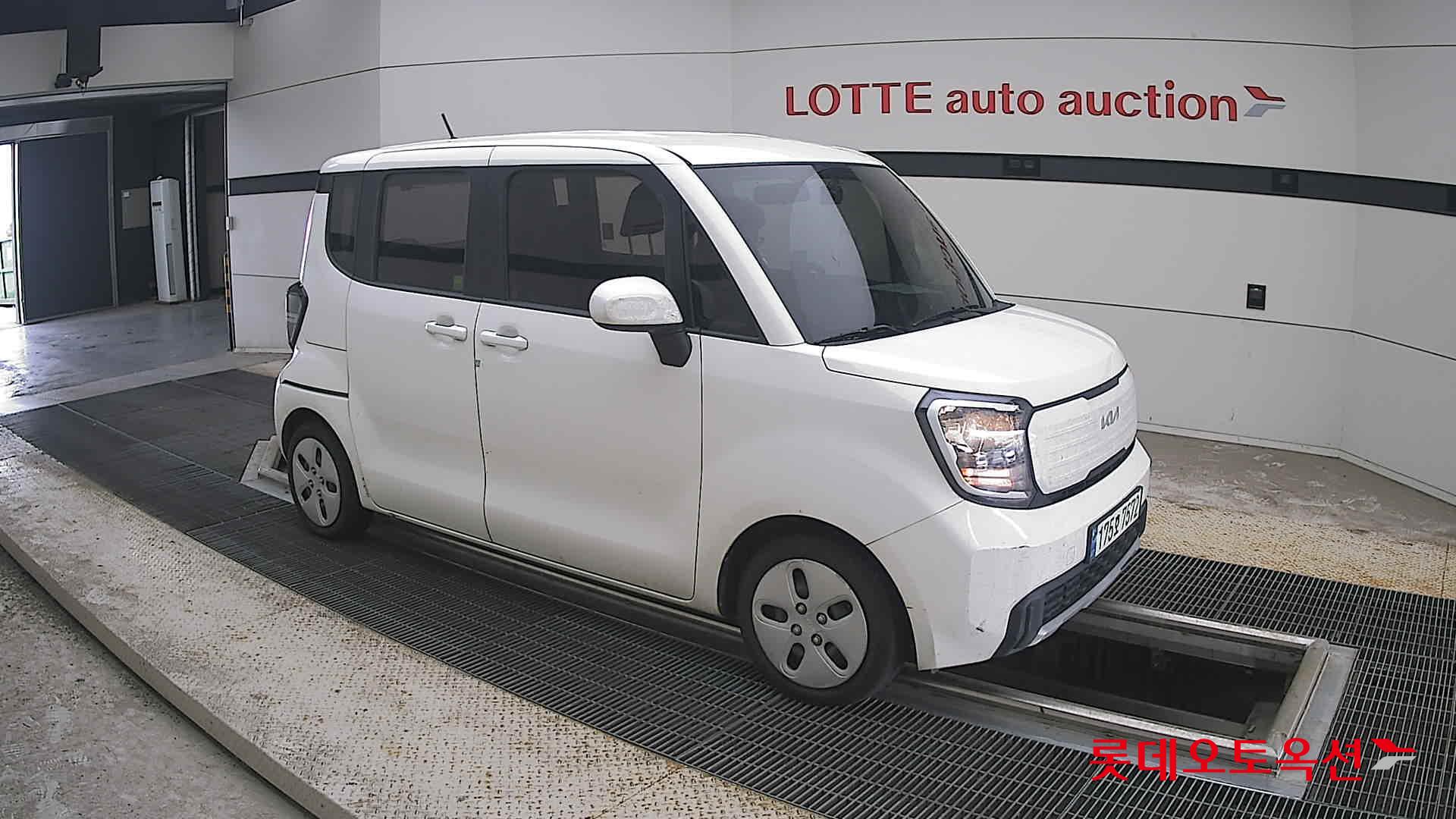 2023 - kia ray